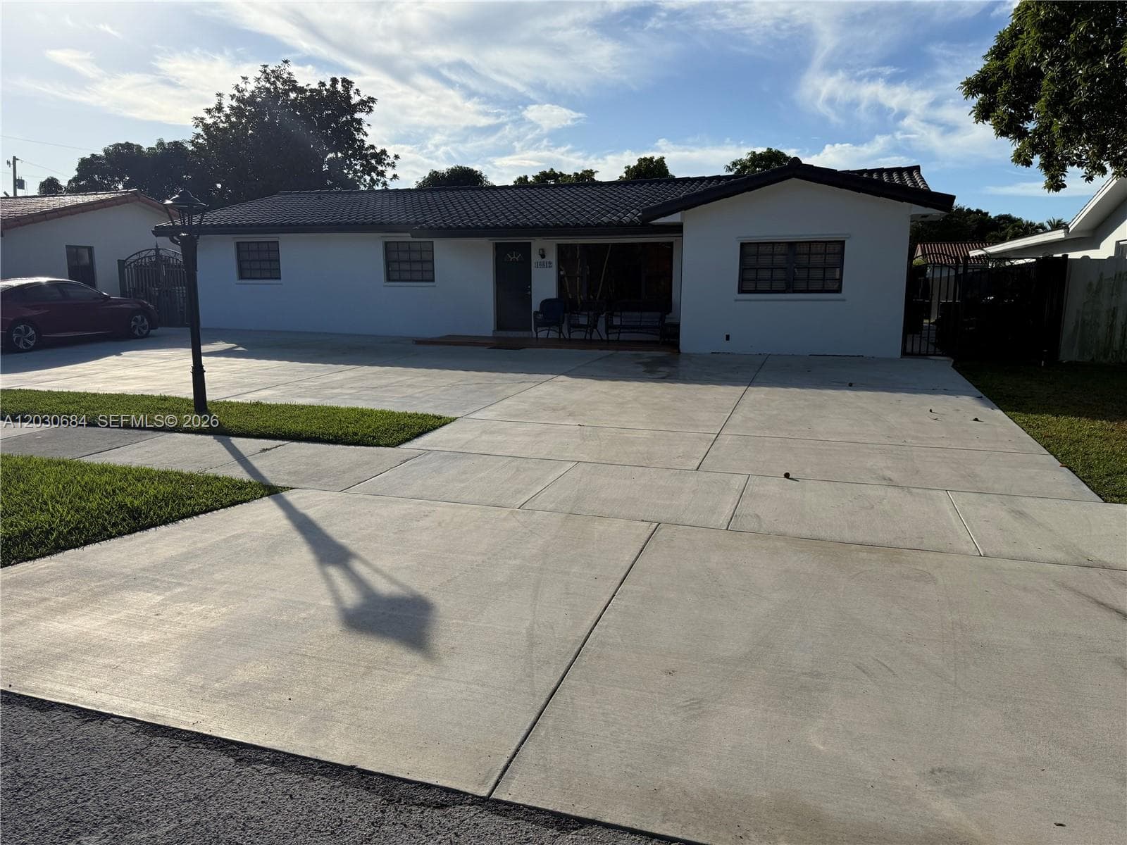 Single-family home at 10812 SW 33rd St, Miami, FL