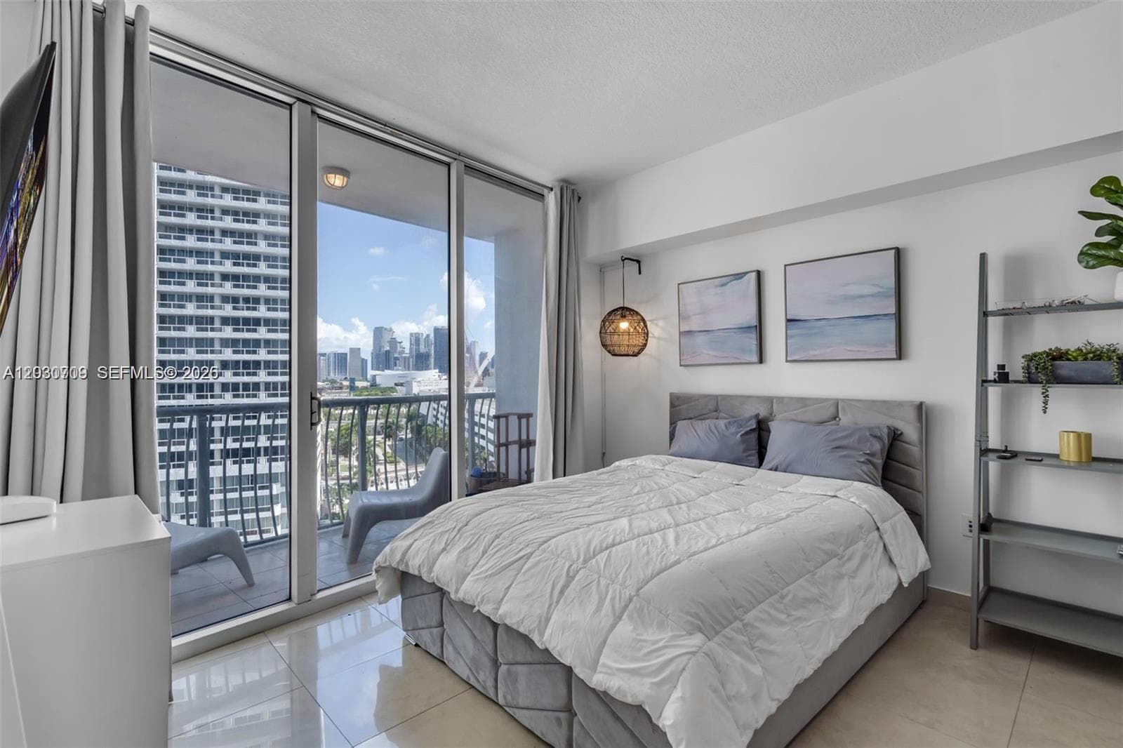 Condo at 1750 N Bayshore Dr, Miami, FL