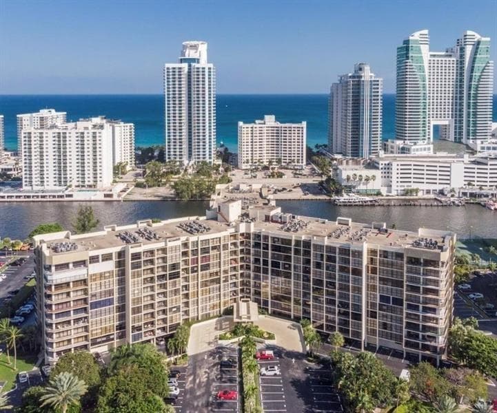 Condo at 600 Parkview Drive, Hallandale Beach, FL