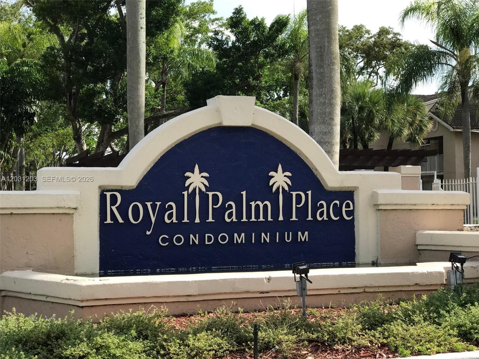 Condo at 15780 SW 106th Ter, Miami, FL