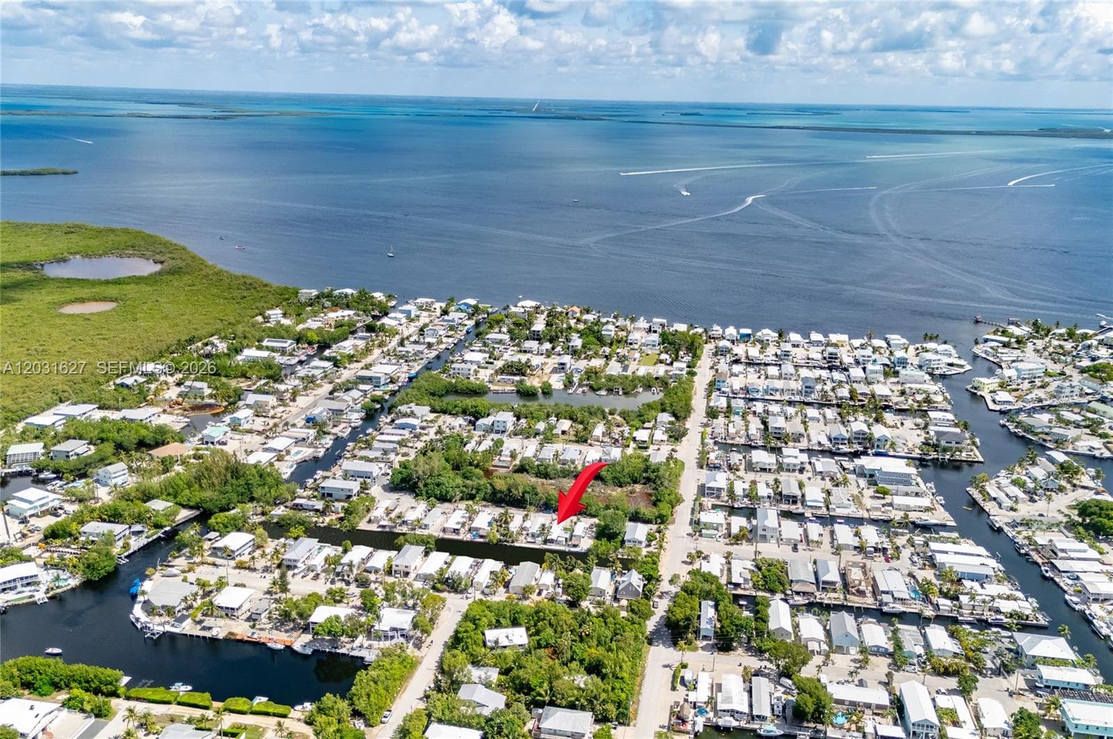 Single-family home at 456 Bowie Ln, Key Largo — photo 1