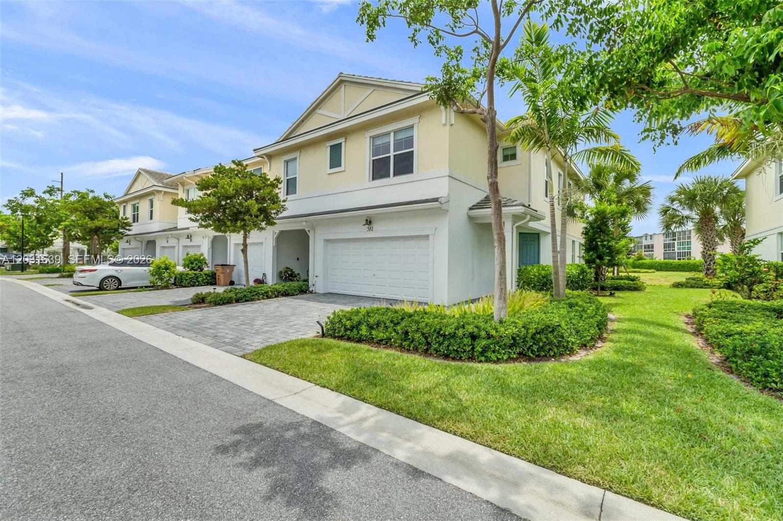 Townhouse at 581 Sanderling Cir, Deerfield Beach — photo 3