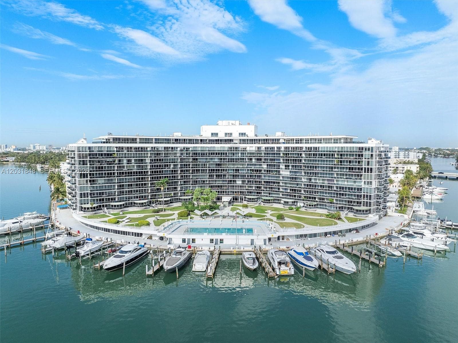 Condo at 900 Bay Dr, Miami Beach, FL