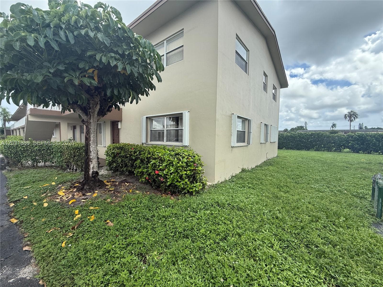 Condo at 600 NW 77th Ave, Margate, FL