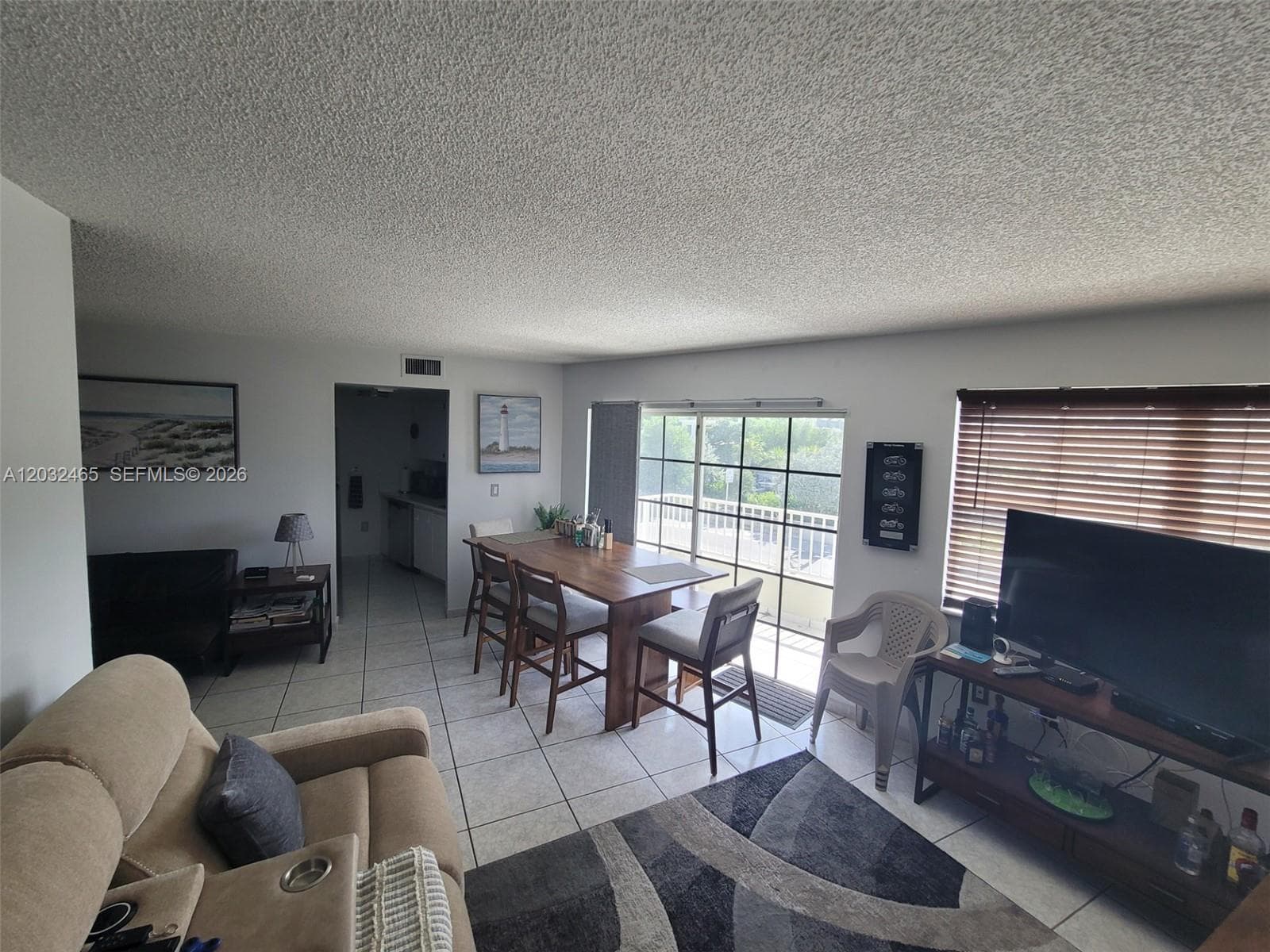 Condo at 2600 Collins Ave, Miami Beach — photo 3