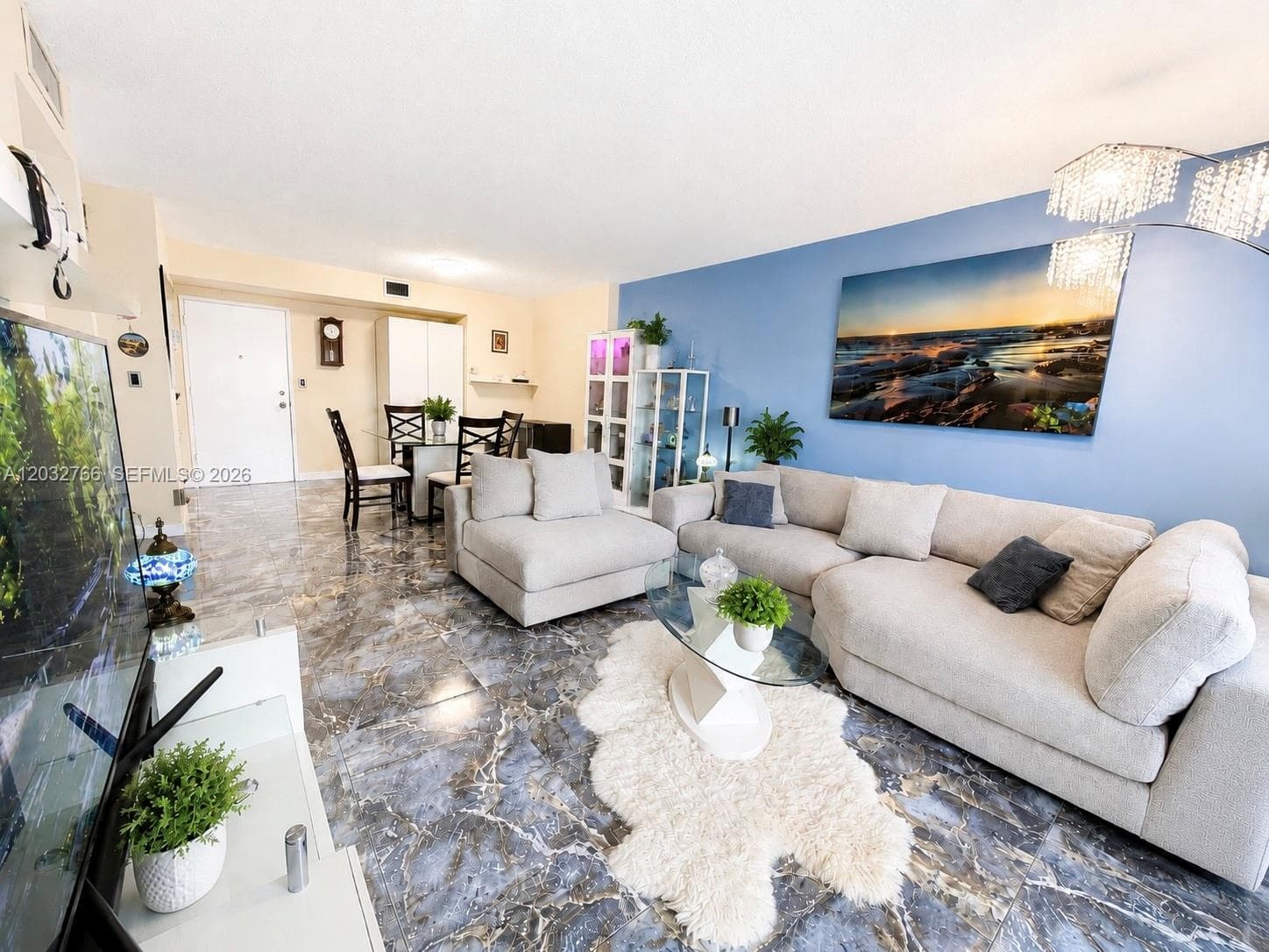 Condo at 4200 Hillcrest Dr, Hollywood — photo 1