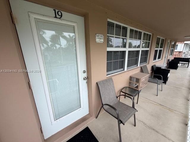 Co-op at 500 Layne Blvd, Hallandale Beach, FL