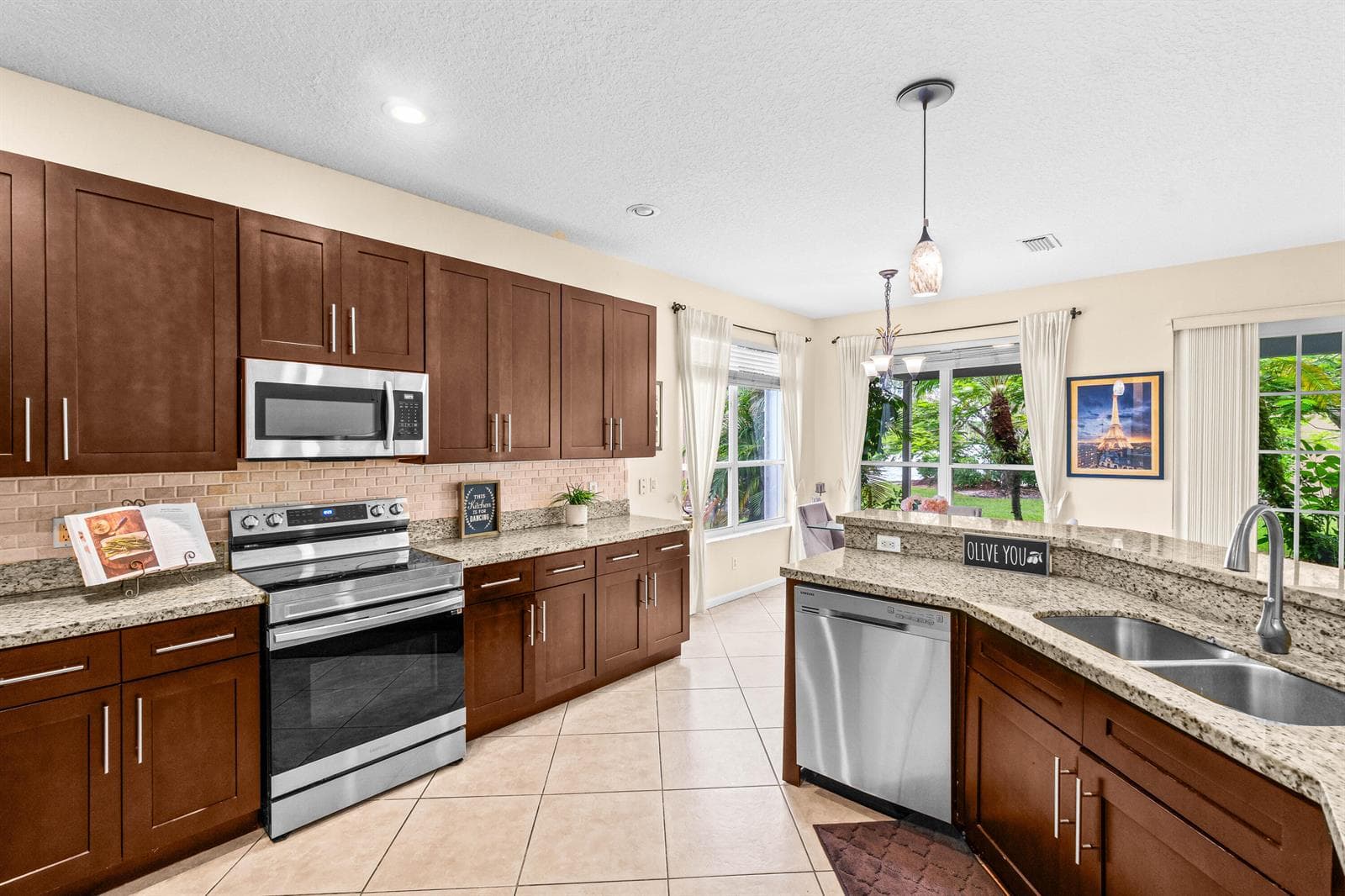 Single-family home at 21958 Palm Grass Drive, Boca Raton, FL