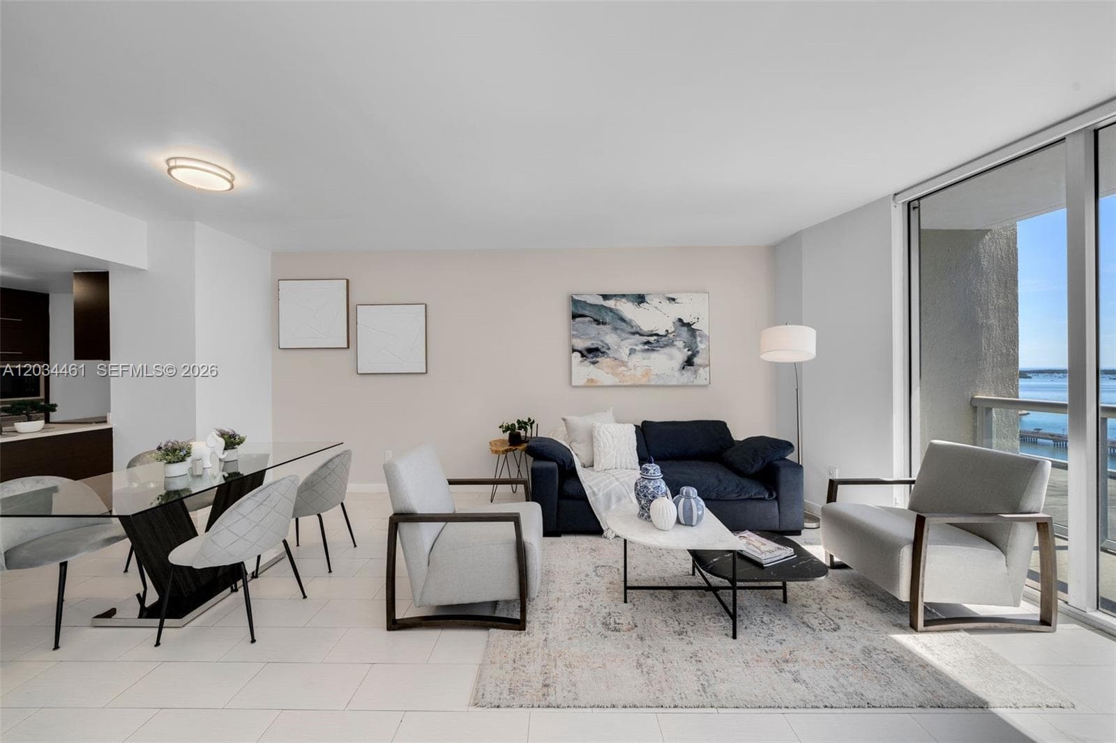 Condo at 485 Brickell Ave, Miami — photo 2