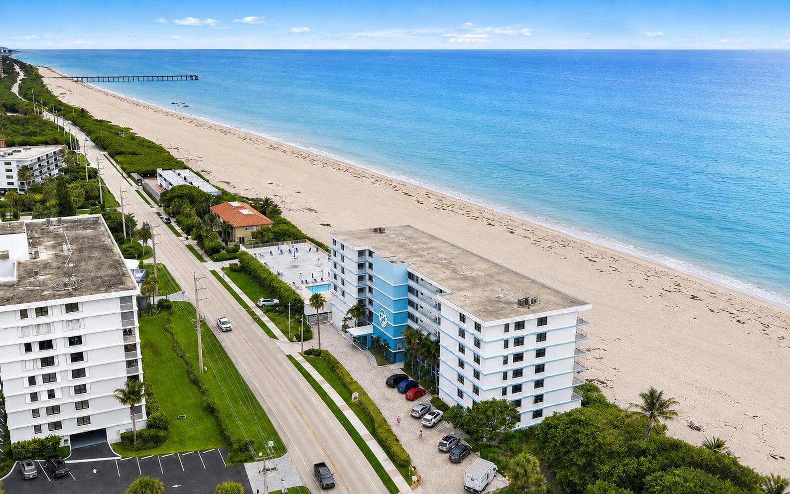 Condo at 900 Ocean Drive, Juno Beach, FL