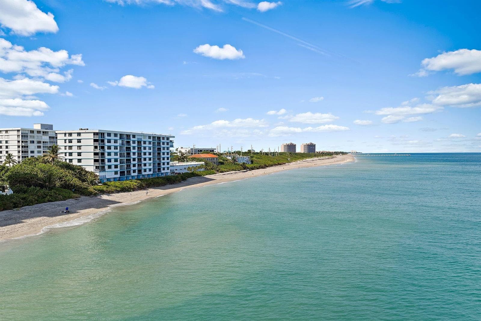 Condo at 900 Ocean Drive, Juno Beach, FL