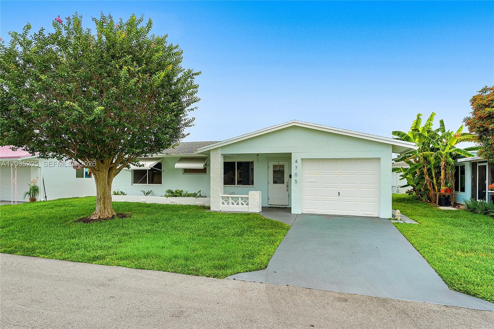 Single-family home at 4705 NW 43rd Ave, Tamarac, FL
