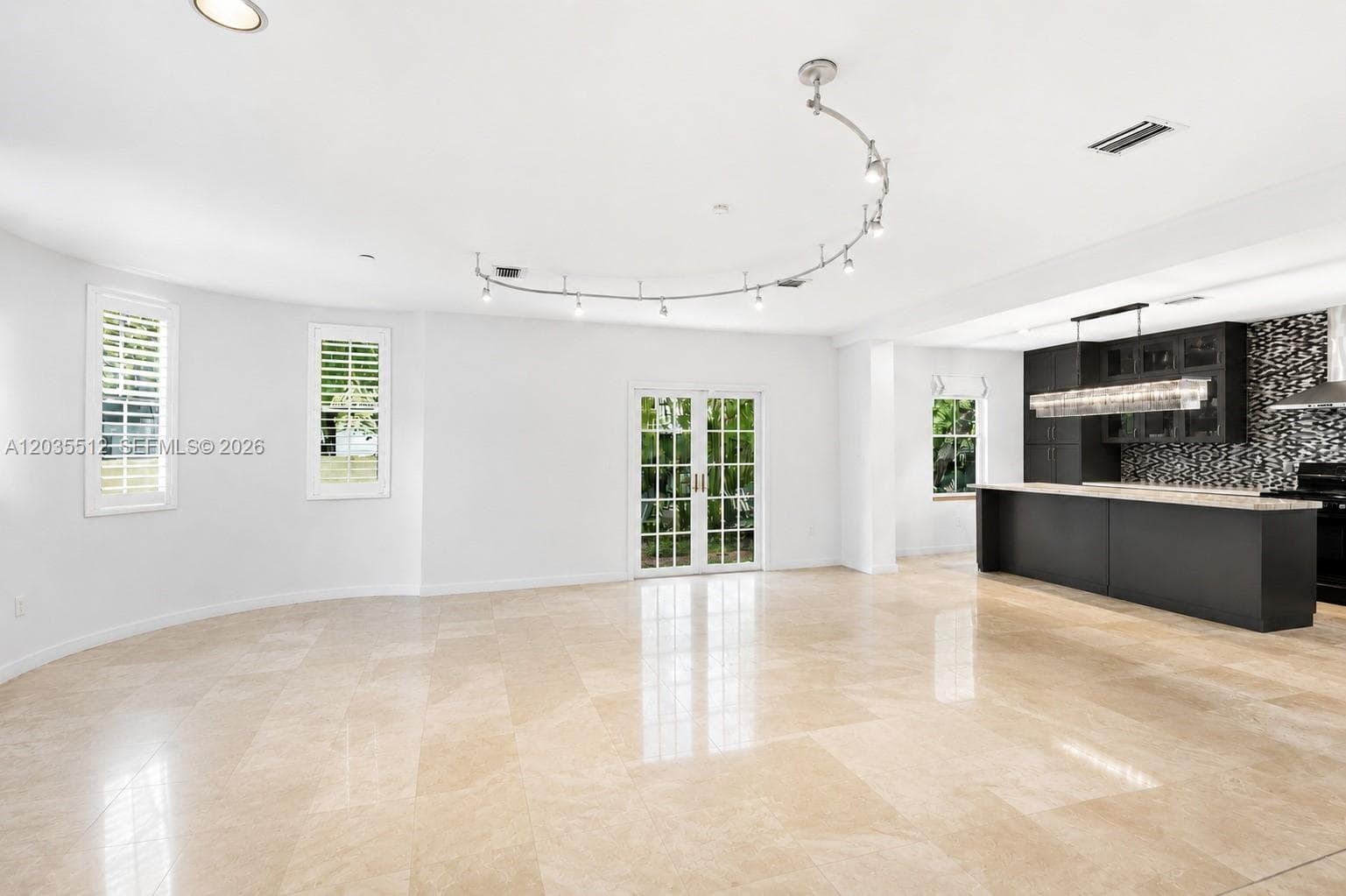 Single-family home at 2917 Jackson Ave, Miami — photo 2