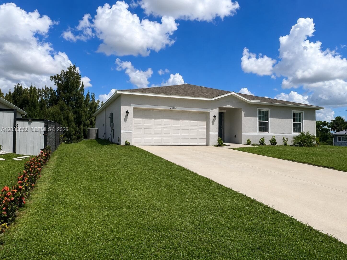 Single-family home at 26484 View Dr, Punta Gorda, FL