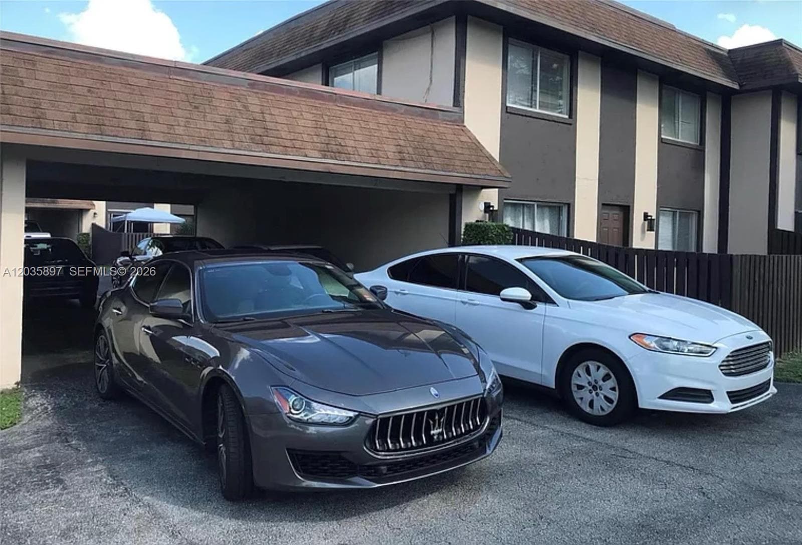 Townhouse at 2148 Sherwood Forest Blvd, West Palm Beach, FL