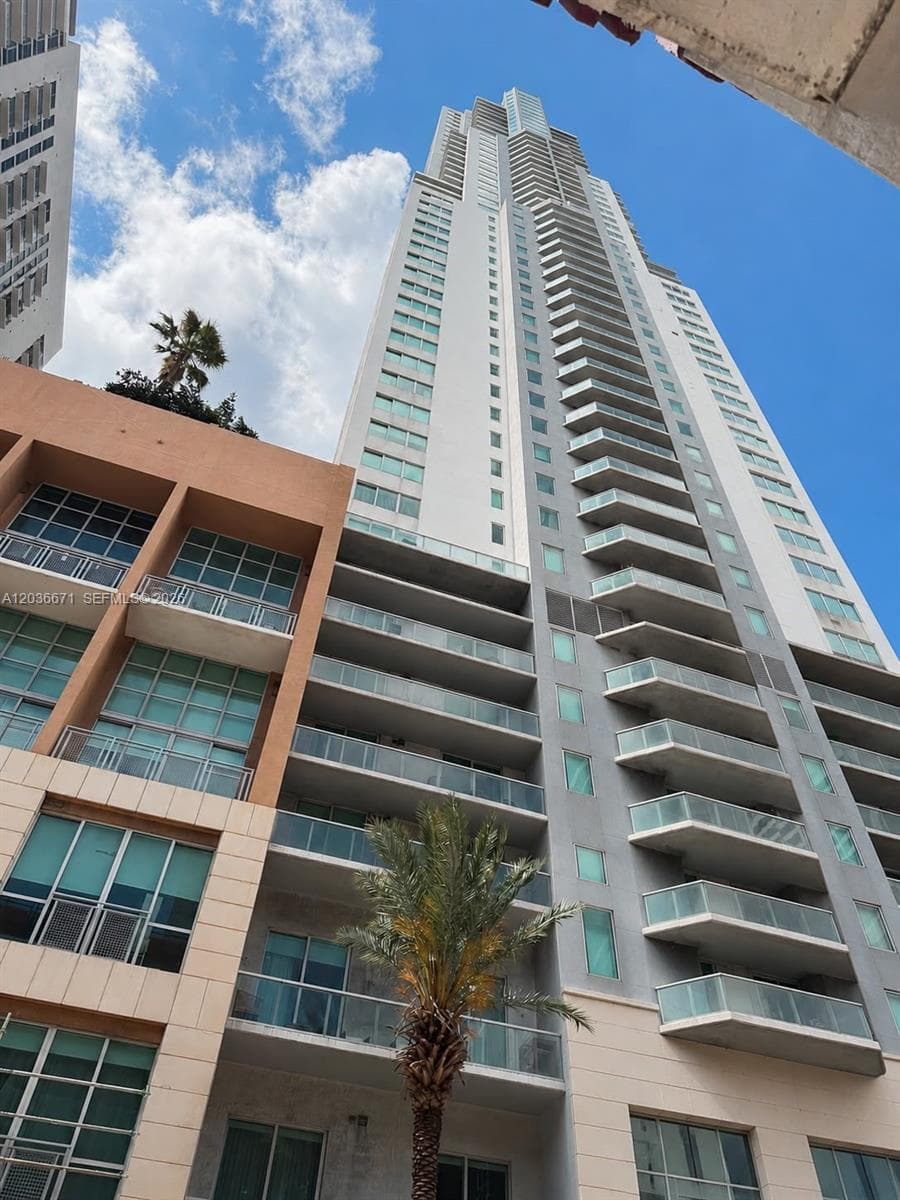 Condo at 253 NE 2nd St, Miami — photo 1