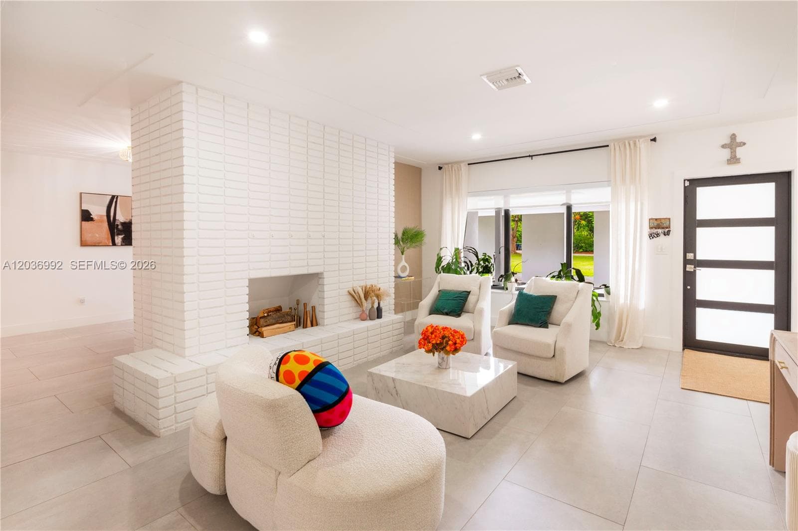 Single-family home at 7970 SW 122nd St, Pinecrest — photo 3