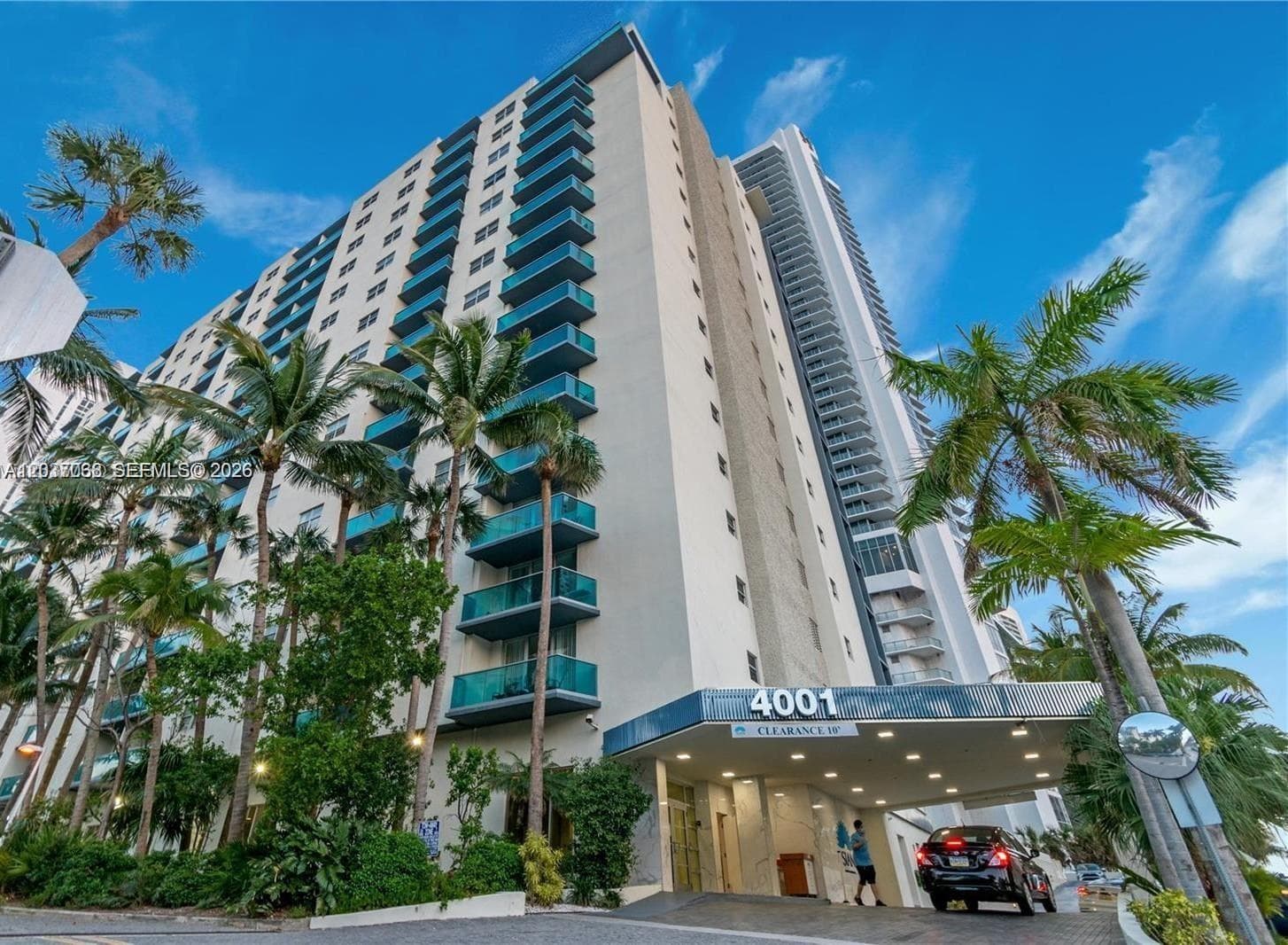 Condo at 4001 S Ocean Dr, Hollywood, FL