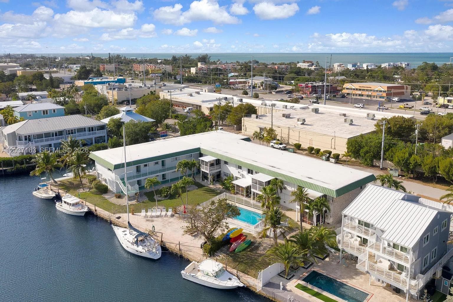 Condo at 5301 Ocean Ter, Marathon, FL