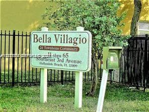 Townhouse at 33 SE 3rd Ave, Hallandale Beach — photo 1
