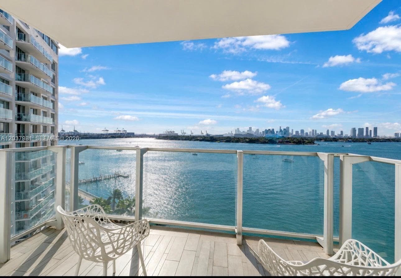 Condo at 1100 West Ave, Miami Beach — photo 1