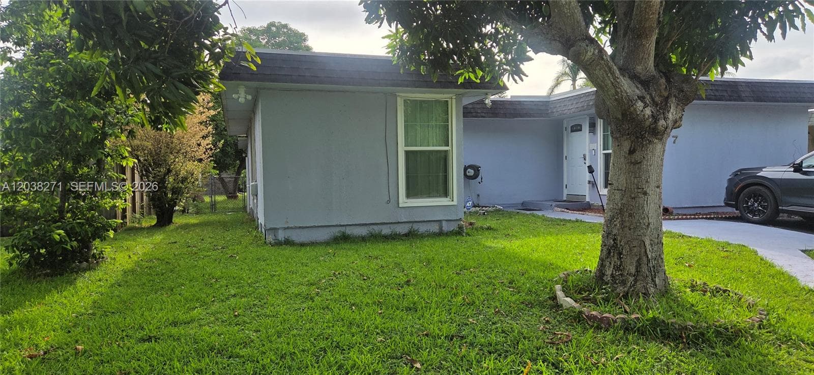 Single-family home at 7907 NW 73rd Ave, Tamarac, FL