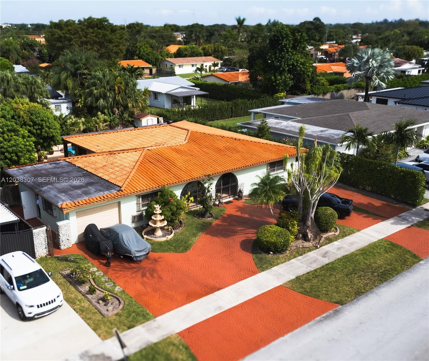 Single-family home at 9601 SW 66th St, Miami — photo 1
