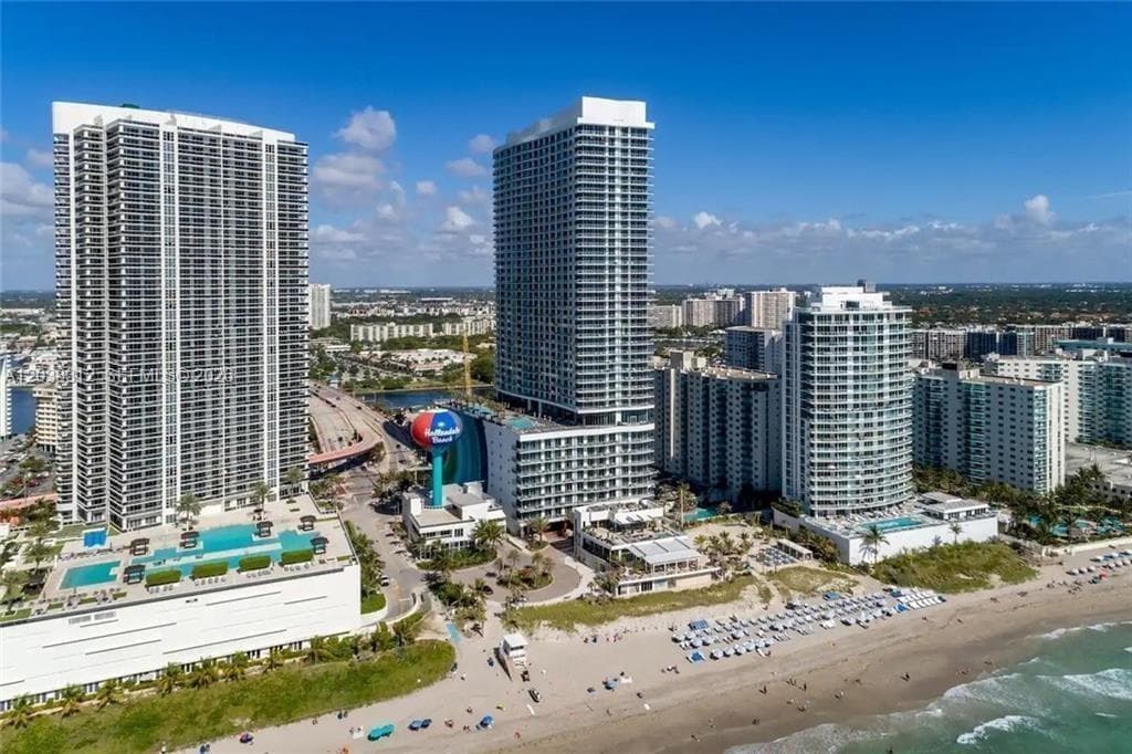 Condo at 4111 S Ocean Dr, Hollywood, FL