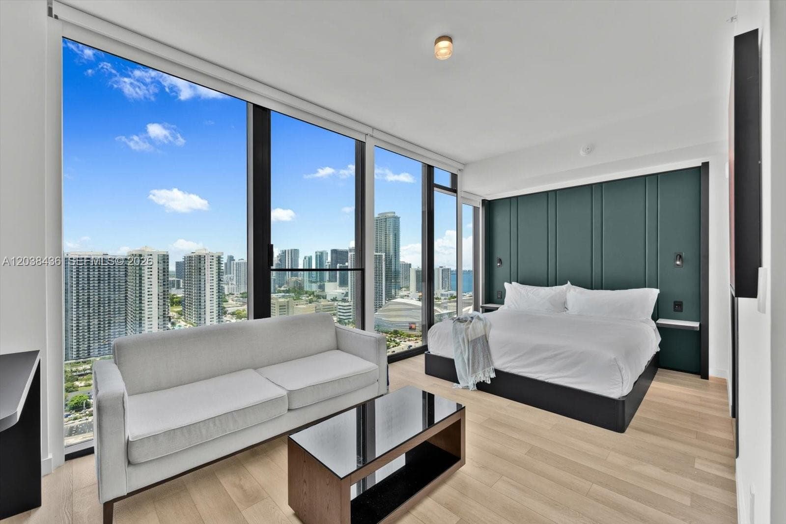 Condo at 20 NE 11th St, Miami — photo 1