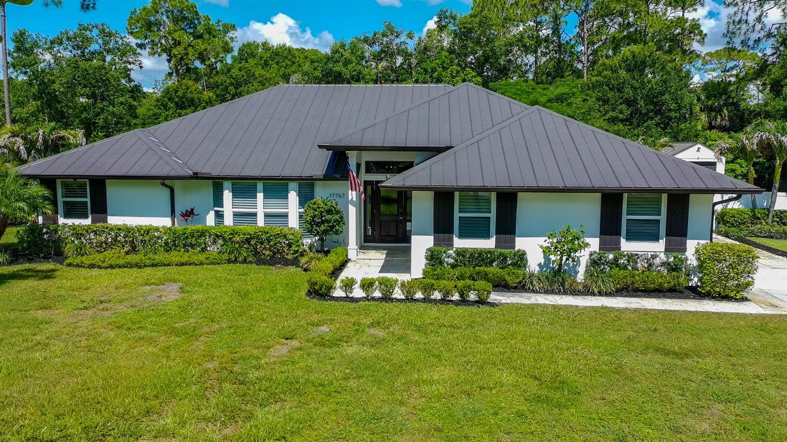 Single-family home at 17767 Mellen Lane, Jupiter, FL