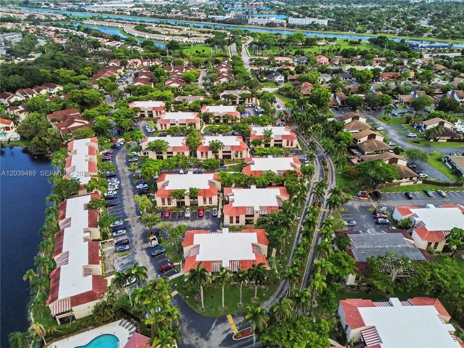 Condo at 3rd Ct 20135, Miami — photo 3