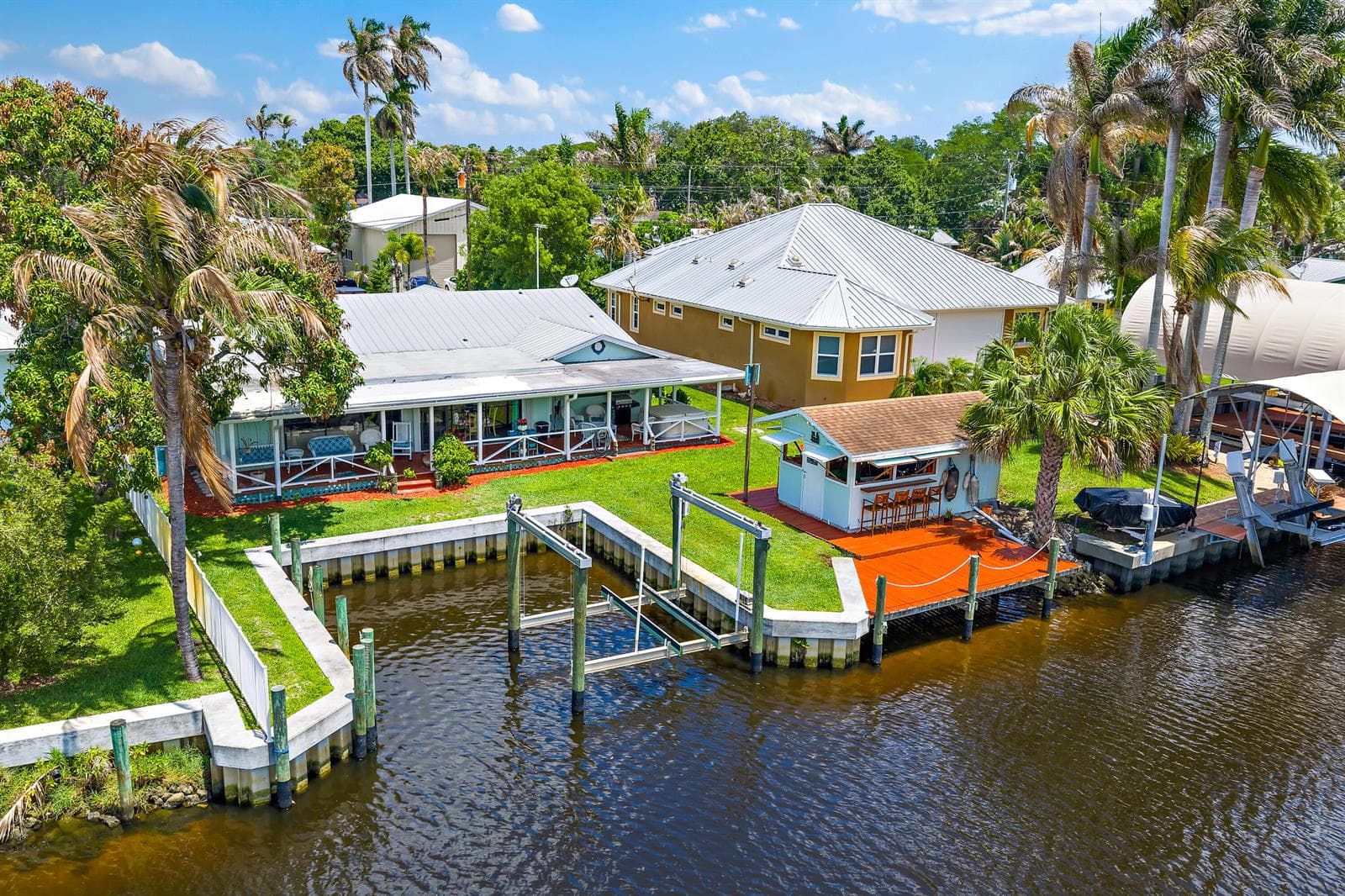 022-715SWRusticCir-Stuart-FL-34997-FULL