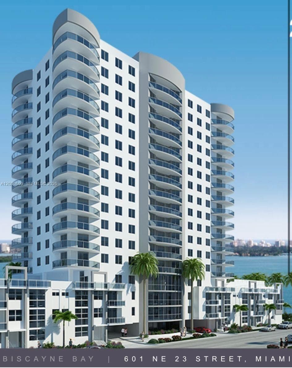 Condo at 601 NE 23rd St, Miami — photo 1