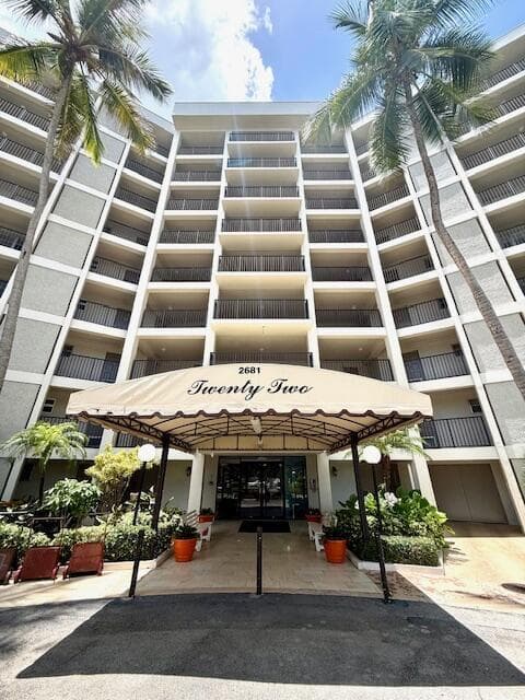 Palm Aire- Front of Building 2