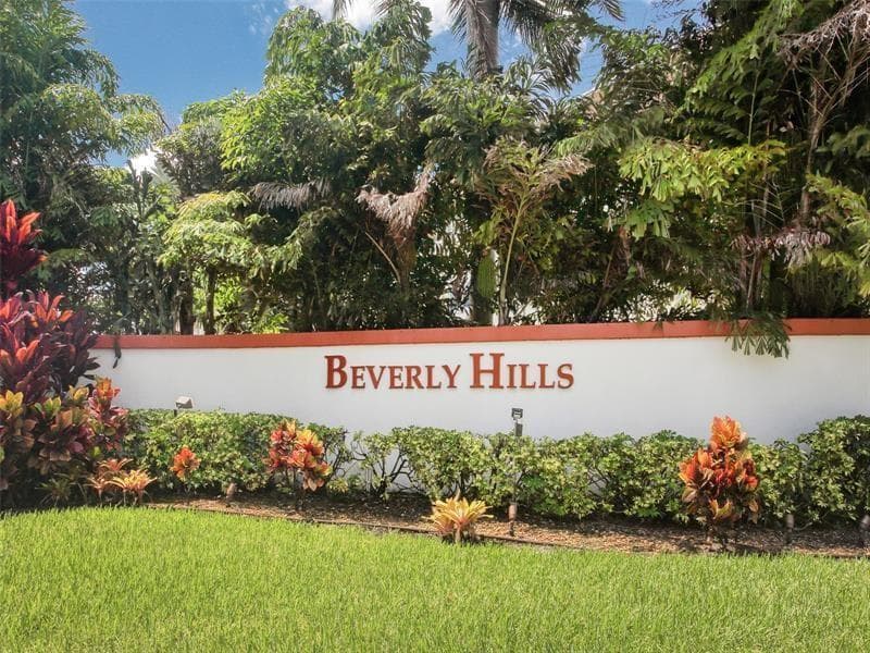 Condo at 5300 Washington Street, Hollywood, FL