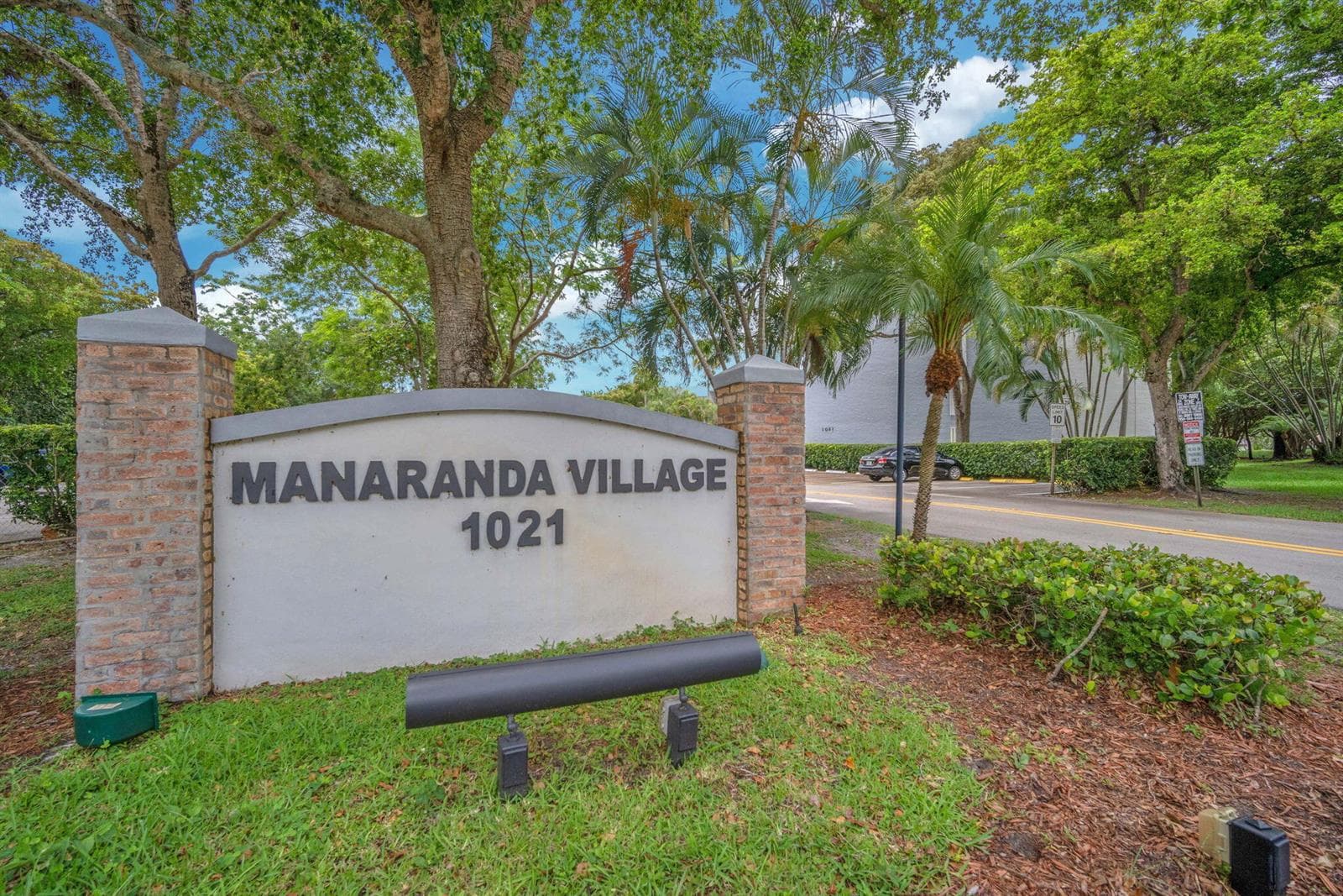 Condo at 1021 Mockingbird Lane, Plantation, FL