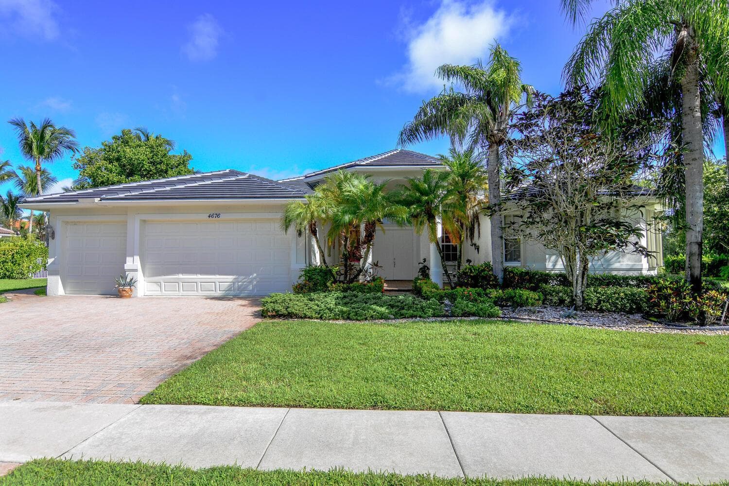 4676 Manderly Dr Wellington FL-large-002
