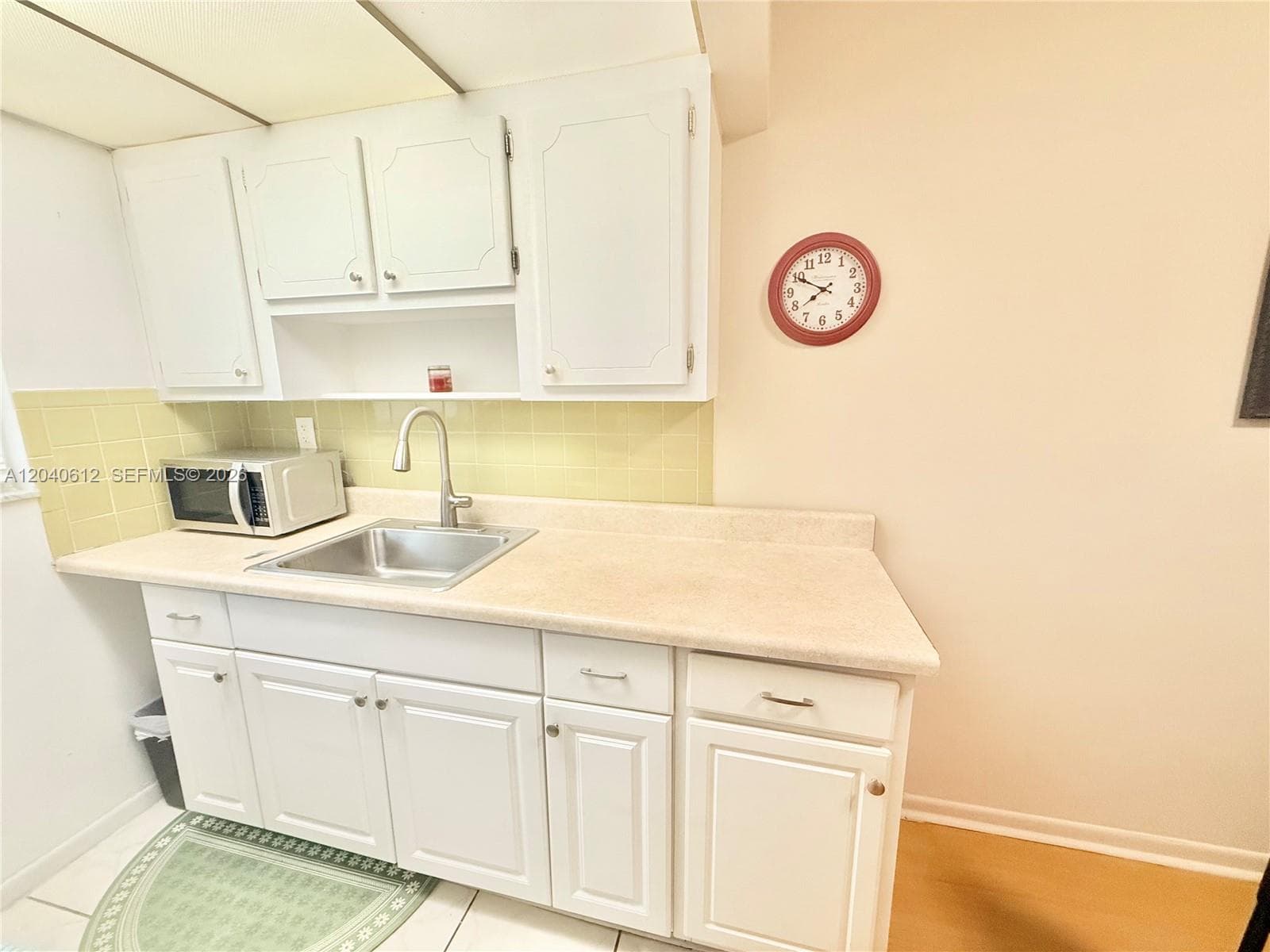 Condo at 2145 Pierce St, Hollywood — photo 3