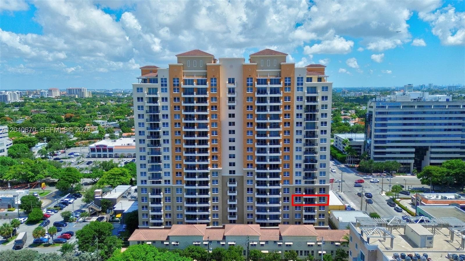 Condo en 3232 SW 22nd Ter, Miami — foto 1