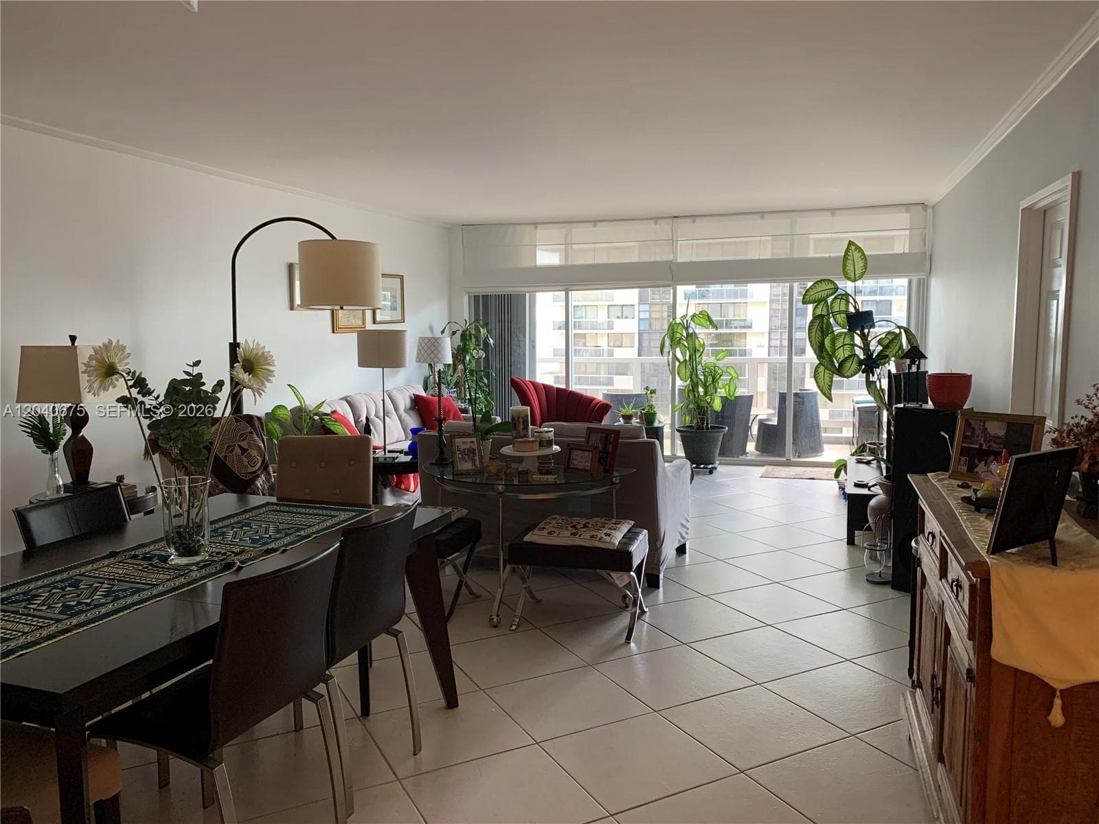 Condo en 5700 Collins Ave, Miami Beach — foto 3