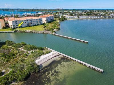 Condo at 4 Harbour Isle Drive E, Fort Pierce, FL