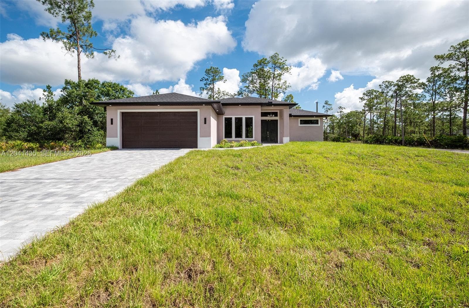 Single-family home at 3207 E 10th ST, Lehigh Acres — photo 4