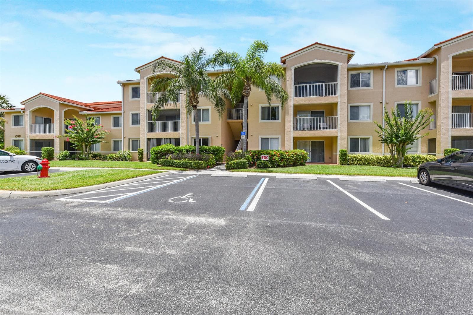 Condo at 1590 S 42nd Circle, Vero Beach, FL