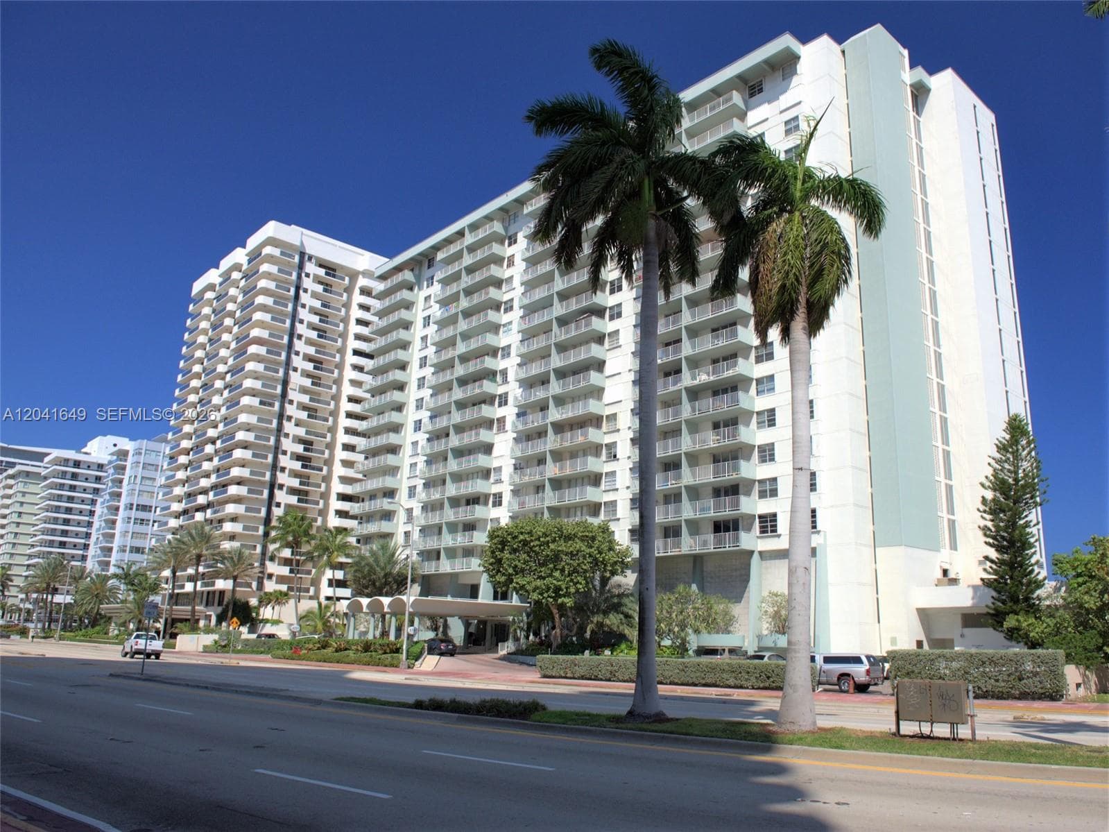Condo at 5701 Collins Ave, Miami Beach — photo 1