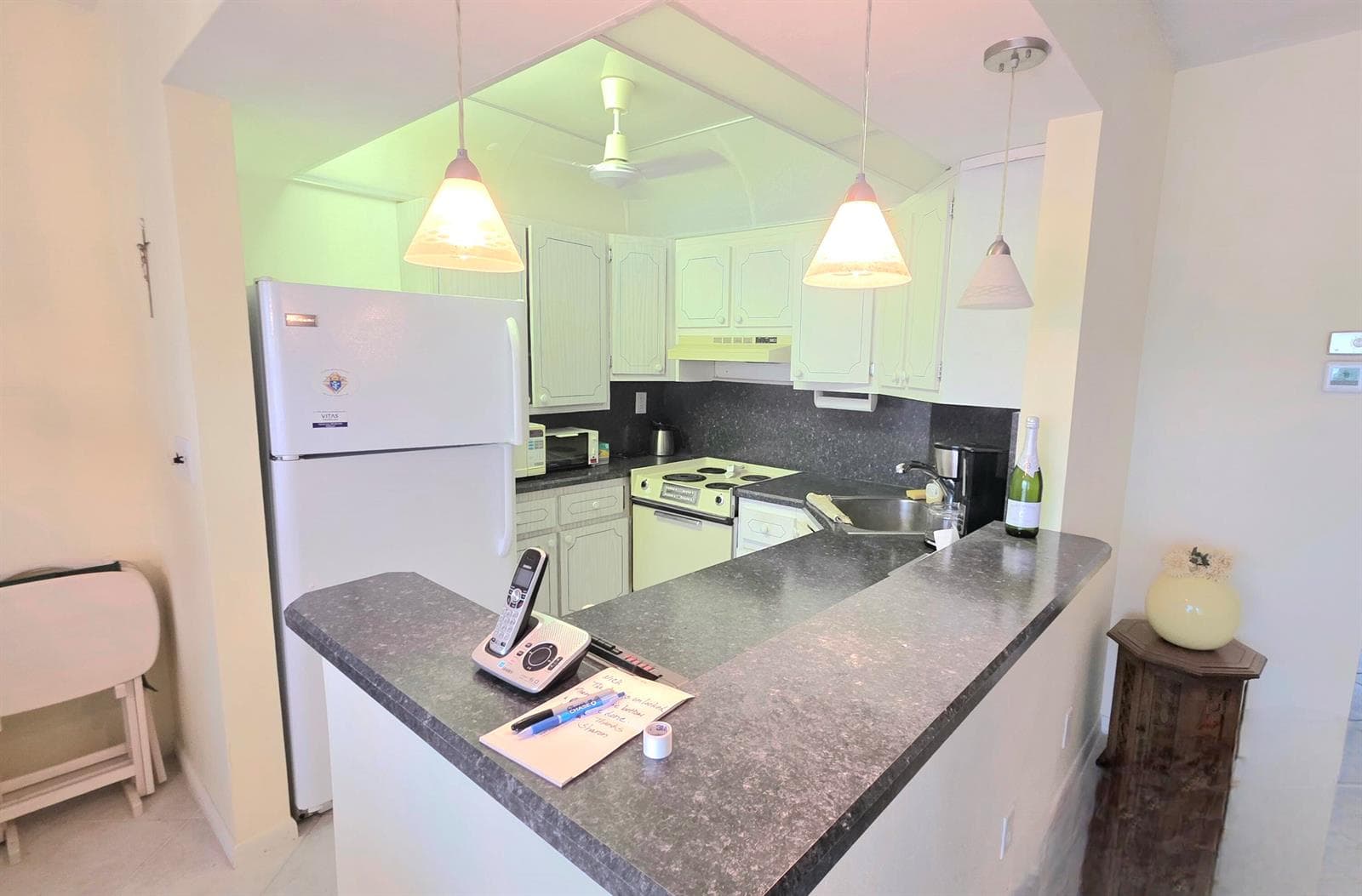 Co-op at 3200 NE 7th Court, Pompano Beach, FL
