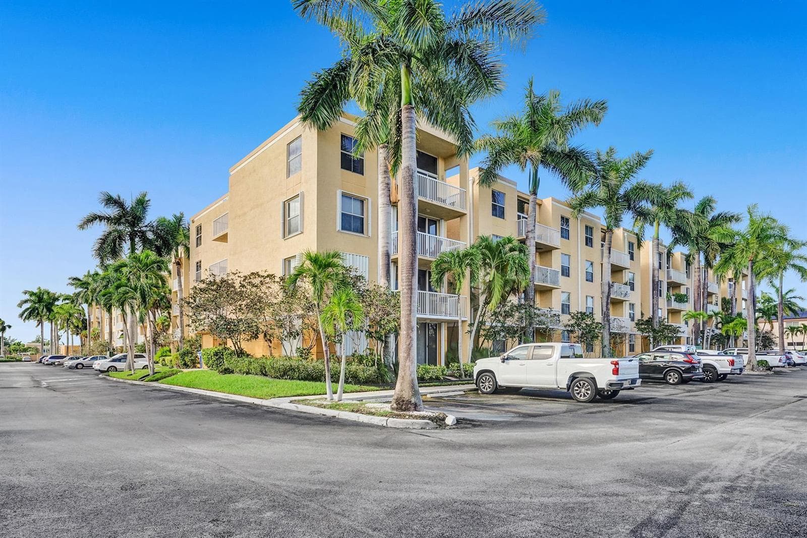 Condo at 1350 SE 3rd Avenue, Dania Beach, FL
