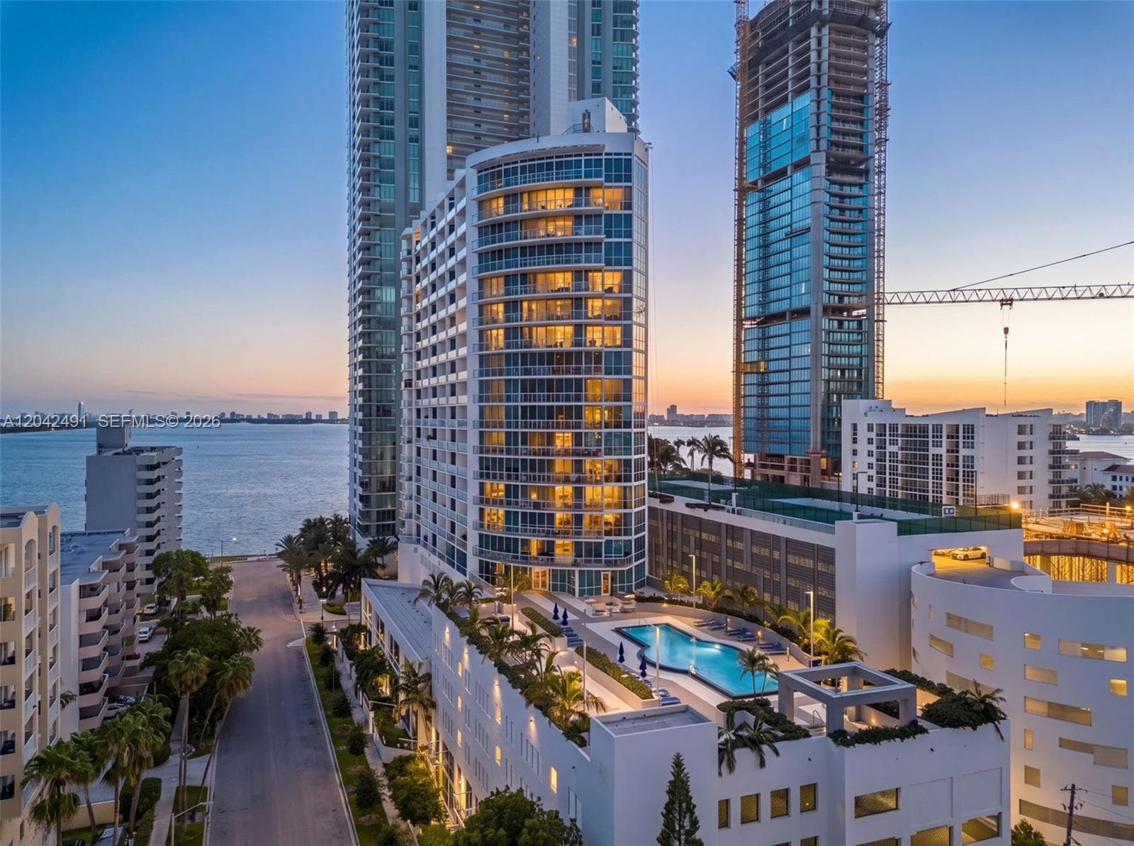 Condo at 480 NE 30th St, Miami — photo 1