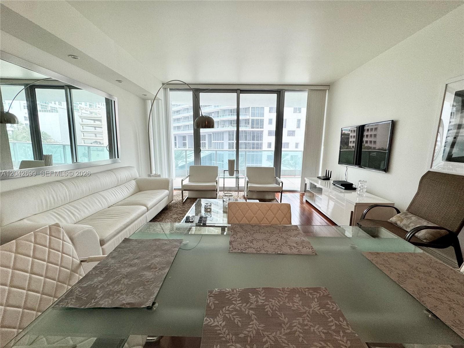 Condo at 1331 Brickell Bay Dr, Miami — photo 2