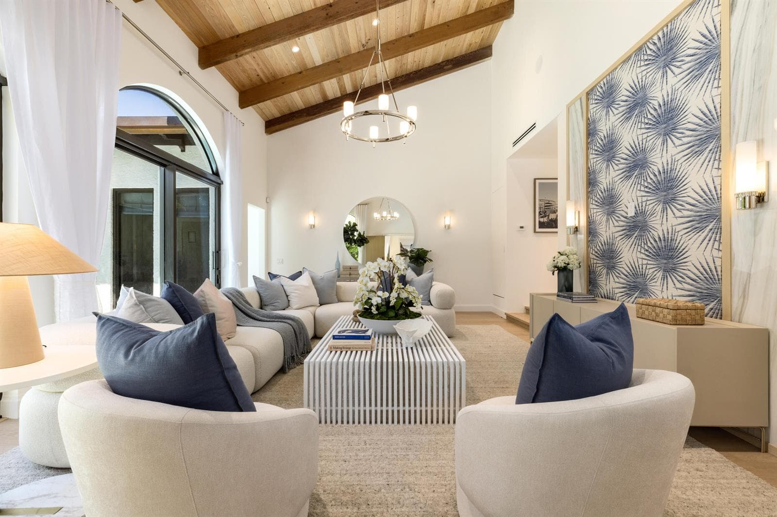 Townhouse at 260 Everglade Avenue, Palm Beach, FL