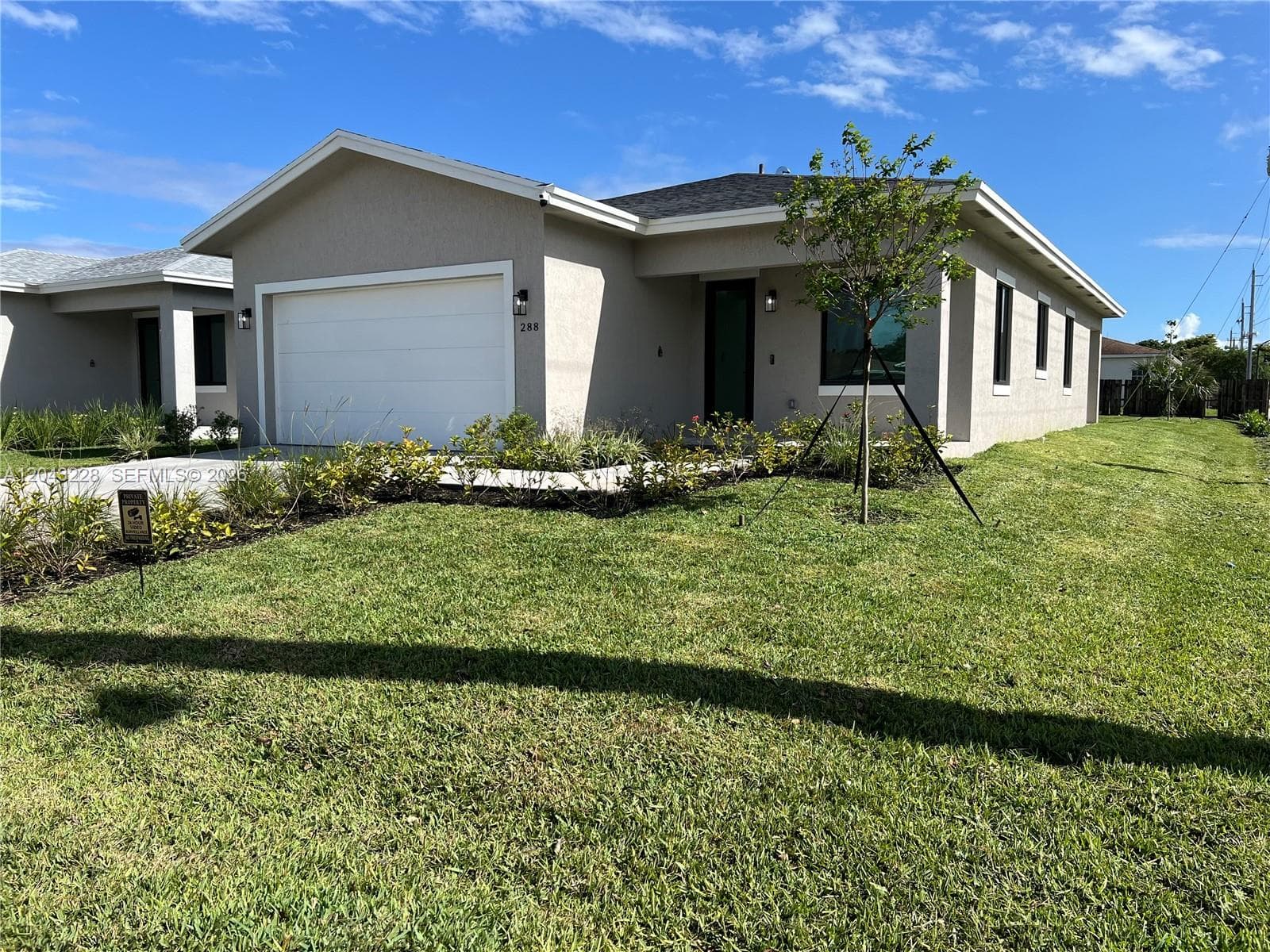 Single-family home at 288 SW 2nd Ct, Deerfield Beach, FL